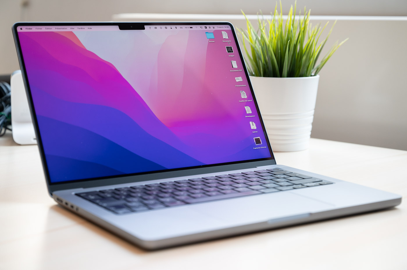 apple macbook pro 14" bangui - Sentinel ZADO Consulting